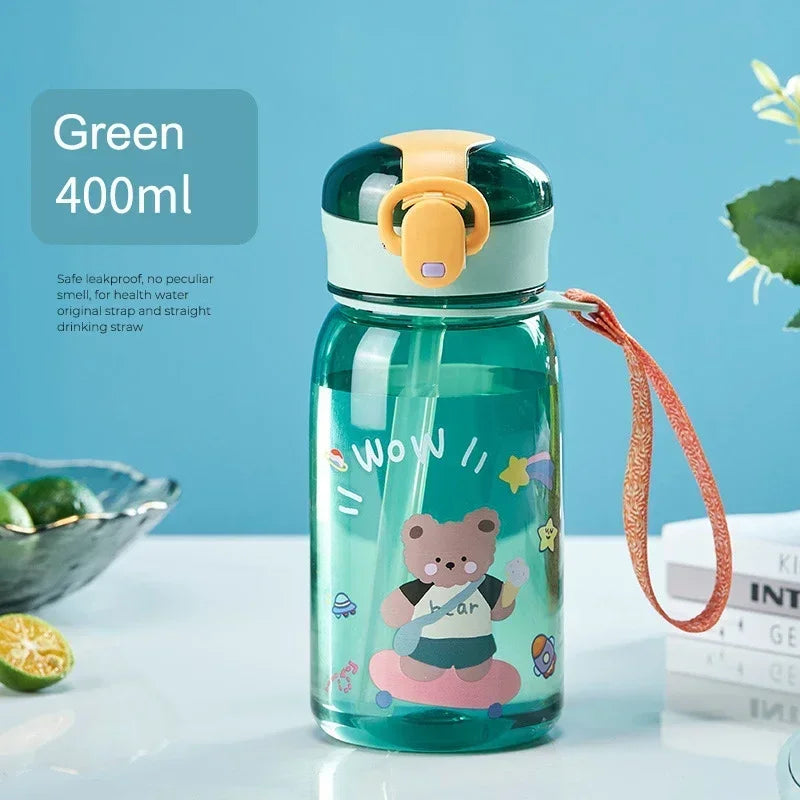 Gourde enfant verte motif ourson avec paille anti-fuite sans BPA - 400ML