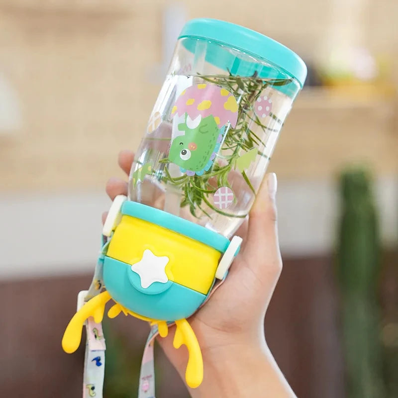Gourde enfant verte 600ML avec paille