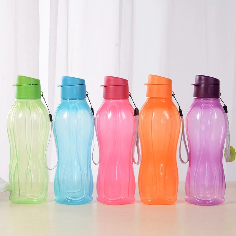 Gourde violette de sport en plastique 900mL